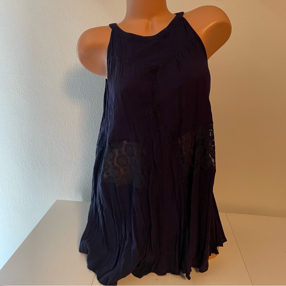 Torrid blue high neck  Sleeveless Top with Lace Accents and key hole back